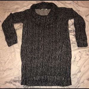 Black/grey/white dotted print sweater dress